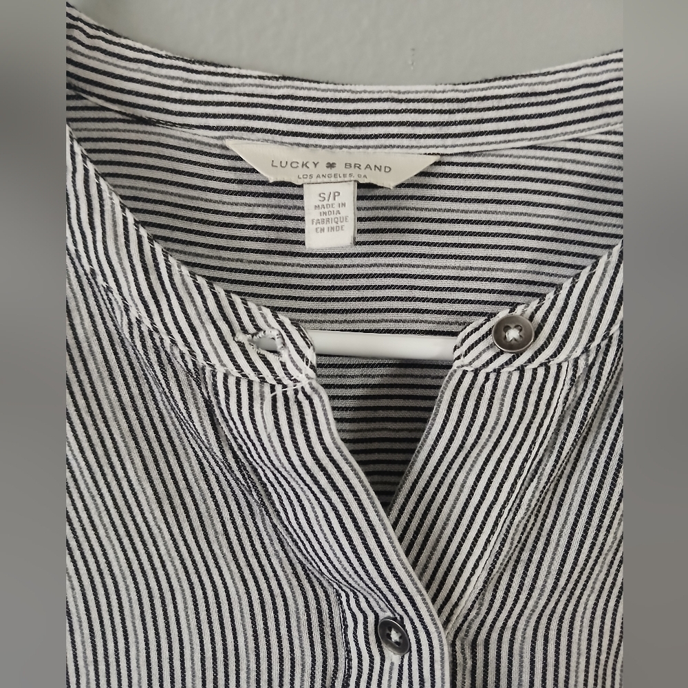 Lucky Brand Striped Short Sleeve‎ Blouse - Picture 4 of 7